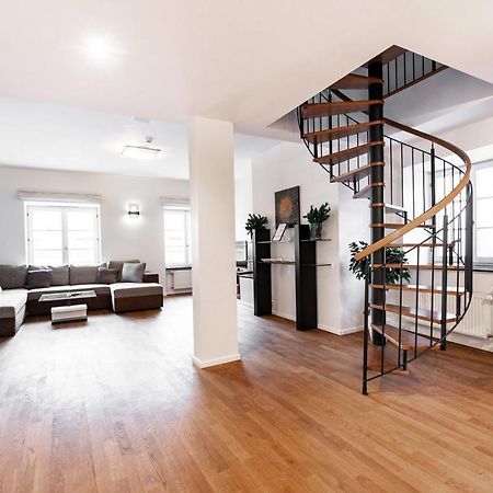 Airhome - Raekoja Plats Tallinn Luaran gambar