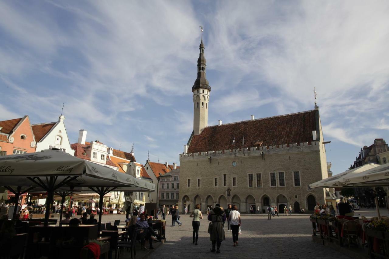 Airhome - Raekoja Plats Tallinn Luaran gambar